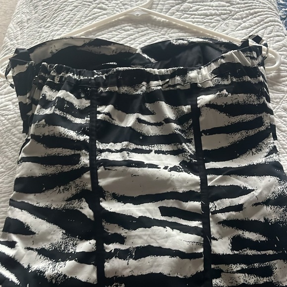 Bebe zebra corset top - Picture 6 of 7